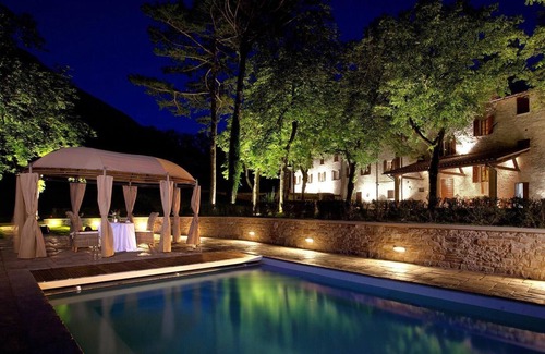 Nerbisci Casa | Holiday house Gubbio for 1 - 20 persons with 10 bedrooms - Holiday home