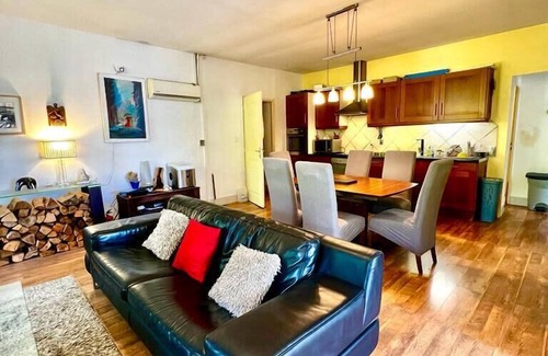 Antibes City Centre Casa | Holiday house in the city-center of Antibes with a private pool