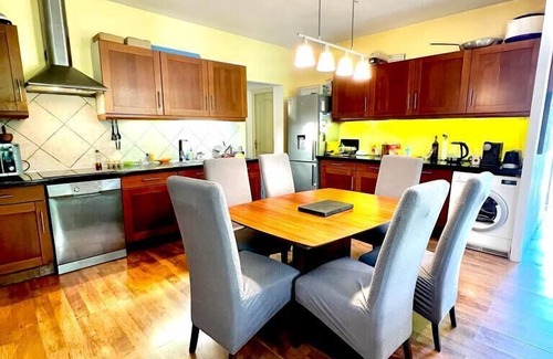 Antibes City Centre Casa | Holiday house in the city-center of Antibes with a private pool