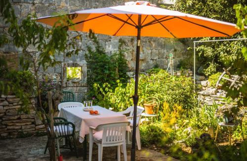 Zrnovo Casa | Holiday house in Zrnovo with terrace, air conditioning, WiFi 3709-2