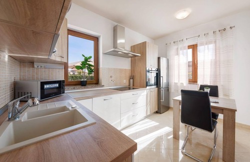 Brnobici Casa | Casa de vacaciones Kastelir para 1 - 6 personas con 2 dormitorios - Casa de vacaciones