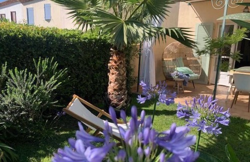 La Mole Casa | Holiday house La Môle for 1 - 4 persons with 2 bedrooms - Row house