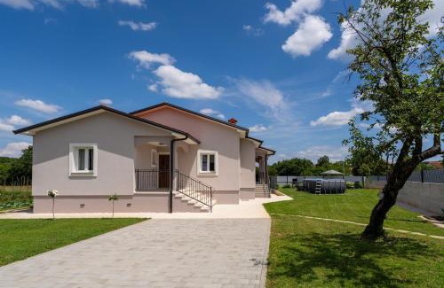 Zabrezani Villa | Holiday house Leana