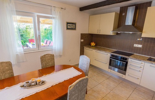 Lovrec Casa | Casa de vacaciones Lovrec para 1 - 12 personas con 4 dormitorios - Casa de vacaciones