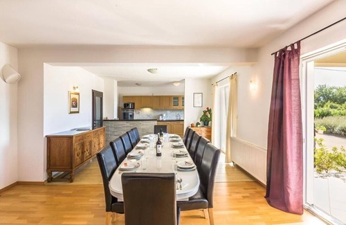 Lovrec Casa | Casa de vacaciones Lovrec para 1 - 14 personas con 6 dormitorios - Casa de vacaciones