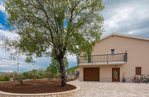 Lovrec Casa | Holiday house Lovrec for 1 - 8 persons with 4 bedrooms - Holiday home