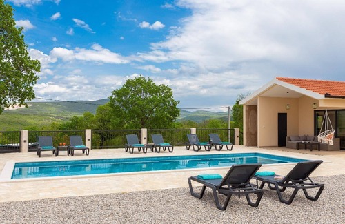Lovrec Casa | Holiday house Lovrec for 1 - 8 persons with 4 bedrooms - Holiday home
