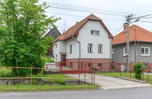 Zavazna Poruba Casa | Holiday House Mária