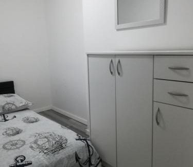 Borak Casa | Holiday House "M" Omiš - Newly renovated house with swimming pool, 3 rooms, gym, large terrace with amazing view on town and 6 parkplaces