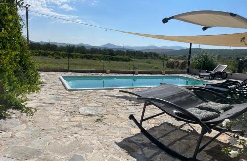 Danilo Biranj Casa | Holiday House Mablo with pool & jacuzzi