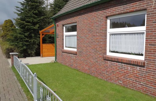 Marienhafe Casa | Holiday house Marienhafe for 1 - 4 persons with 2 bedrooms - Twin house