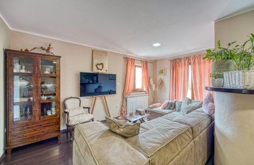Sveti Lovrec Casa | Holiday house Marinela with Private Pool and Fenced Garden