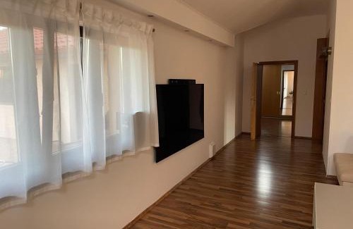 Kraluv Dvur Casa | Holiday House near Prague