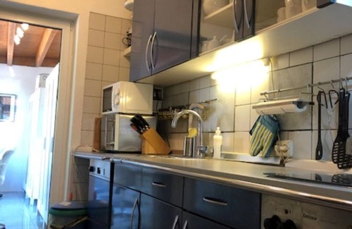 Tegelen Casa | Casa de vacaciones - recientemente renovado - amoblado con gusto con terraza y jardín