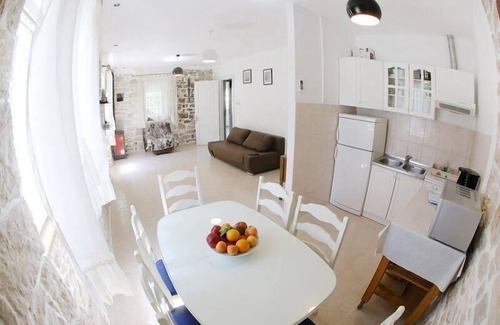 Sukosan Casa | Casa de vacaciones Sukošan para 5 personas con 2 dormitorios - Casa de vacaciones