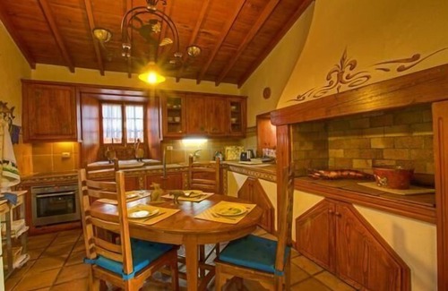 Tacoronte Casa | Casa de vacaciones Tacoronte para 1 - 10 personas con 5 dormitorios - Casa de vacaciones