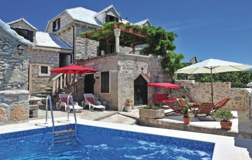 Donji Humac Casa | Holiday house Villa Glicinia with hydro-massage pool
