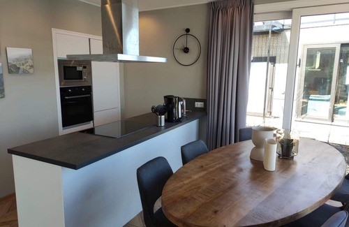 Sint Jansklooster Casa | Holiday house Wanneperveen for 1 - 4 persons with 2 bedrooms - Holiday home