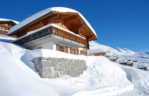 Wiler Chalet De Esquí | Holiday house Wiler for 1 - 8 persons with 4 bedrooms - Chalet