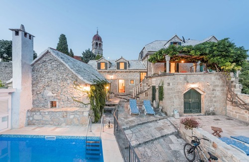 Donji Humac Casa | Casa de vacaciones con piscina Donji Humac, Brac (K-11359)