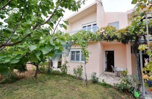 Kastel Stafilic Casa | Holiday house with a parking space Kastel Stafilic, Kastela - 23408