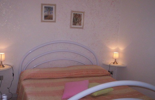 Biancareddu Apartamento | CASA DE VACACIONES CON JARDÍN INMERSO EN LA TRANQUILIDAD ABSOLUTA