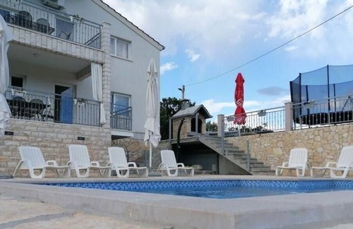 Biokovsko Selo Casa | Casa de vacaciones Zagvozd para 4 - 10 personas con 4 dormitorios - Casa adosada