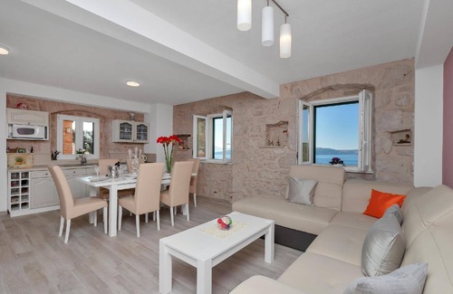 Blato Casa | Casa de vacaciones Živogošće para 1 - 6 personas con 3 dormitorios - Casa pareada