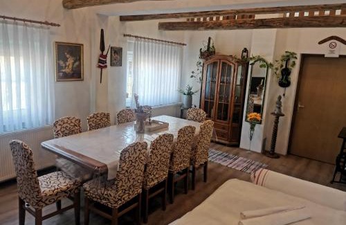 Kutina Apartamento | Holiday house Zoki