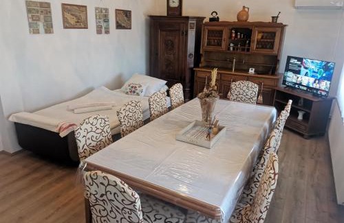 Kutina Apartamento | Holiday house Zoki