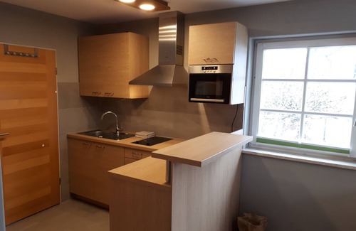 Winterstetten Apartamento | Vacaciones en el elegante "Deer Apartment" con una vista del campo
