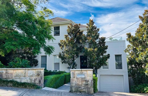 Northwood Casa | Holiday in this beautiful harbourside retreat, close to everything you need.