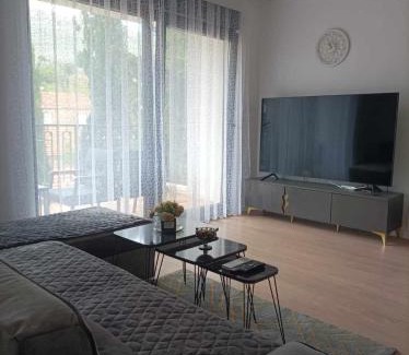 Trebinje Apartamento | Holiday in Trebinje Apartment