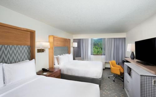 Asheville Hotel | Holiday Inn Asheville East-Blue Ridge Pkwy by IHG
