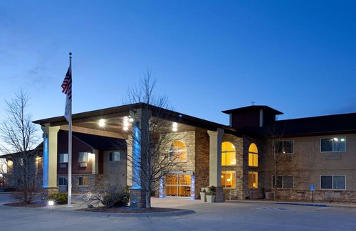 Torrington Hotel | Holiday Inn Express Hotel & Suites Torrington, an IHG Hotel