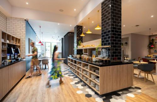 Antwerp Hotel | Holiday Inn Express Antwerp - City Centre by IHG