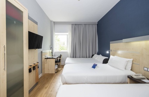 Poblenou Hotel | Holiday Inn Express Barcelona City 22@ by IHG