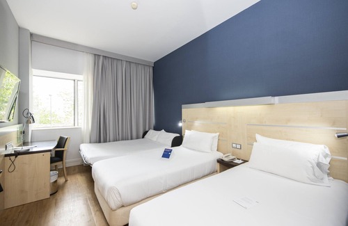 Poblenou Hotel | Holiday Inn Express Barcelona City 22@ by IHG