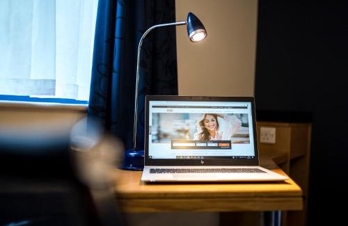 Birmingham City Centre Hotel | Holiday Inn Express Birmingham - Snow Hill by IHG