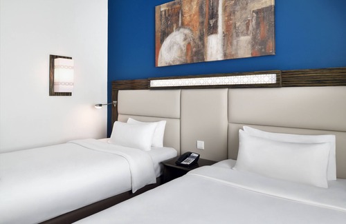 Al Wasl Hotel | Holiday Inn Express Dubai Safa Park by IHG