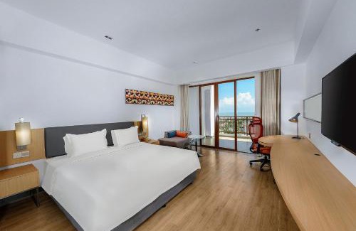 Donghu District Hotel | Holiday Inn Express Haikou West Coast by IHG