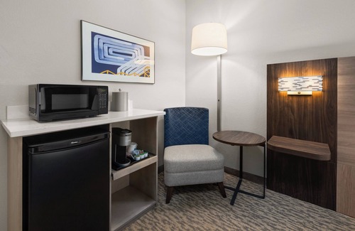 Acme Hotel | Holiday Inn Express Hotel & Suites Acme-Traverse City by IHG