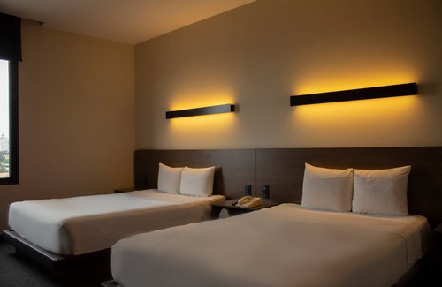 Ciudad Satélite Hotel | Holiday Inn Express Mexico City Satelite by IHG