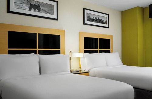 Financial District Hotel | Holiday Inn Express New York City- Wall Street by IHG