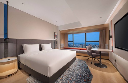 Donggang District Hotel | Holiday Inn Express Rizhao Oriental Colorful City by IHG