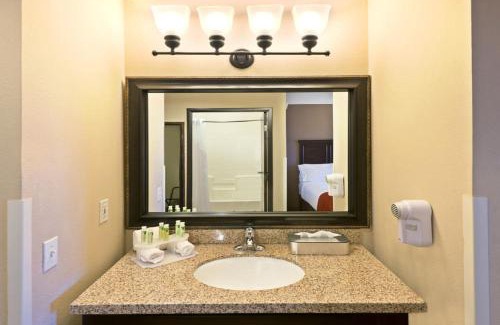 Show Low Hotel | Holiday Inn Express Show Low by IHG
