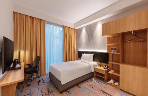 Orchard Hotel | Holiday Inn Express Singapore Orchard Road by IHG