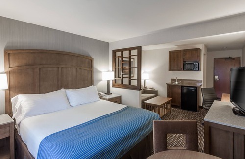 Carpinteria Hotel | Holiday Inn Express Hotel & Suites Carpinteria by IHG