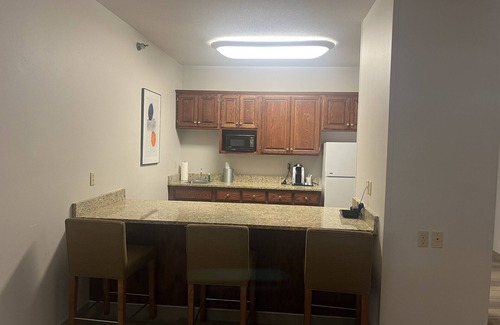 Sioux Falls Hotel | Holiday Inn Express & Suites Sioux Falls At Empire Mall by IHG