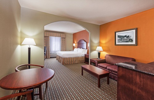 Amarillo Hotel | Holiday Inn Express & Suites East Amarillo by IHG
